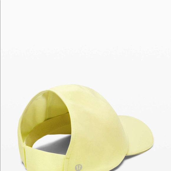 COPY - NWT Lululemon Fast Free Run hat with pony - Picture 1 of 5